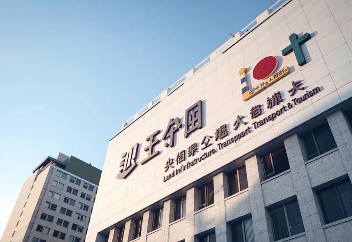 物流効率化法【2025年4月施行】荷主・物流事業者の義務を解説